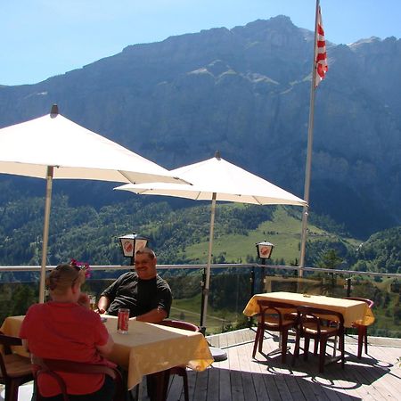 Hotel Restaurant Flaschen Albinen Exteriör bild