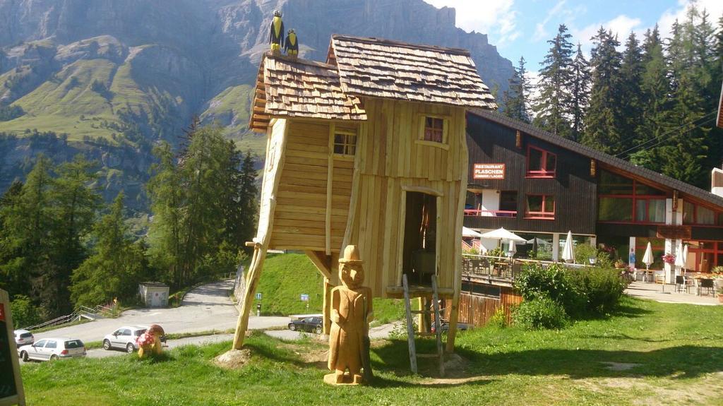 Hotel Restaurant Flaschen Albinen Exteriör bild