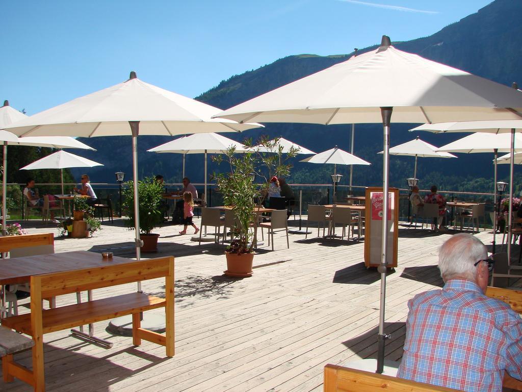 Hotel Restaurant Flaschen Albinen Exteriör bild