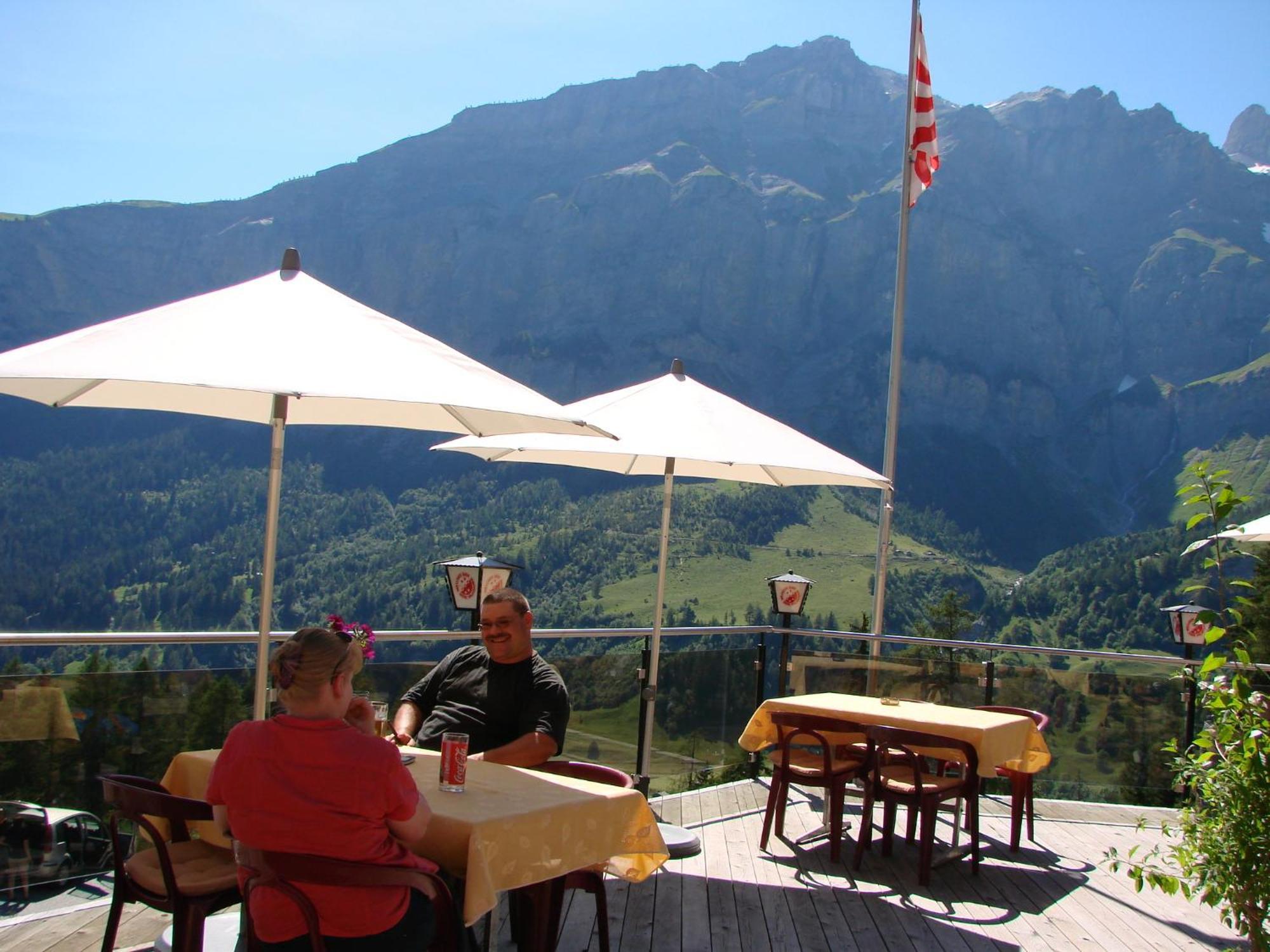 Hotel Restaurant Flaschen Albinen Exteriör bild