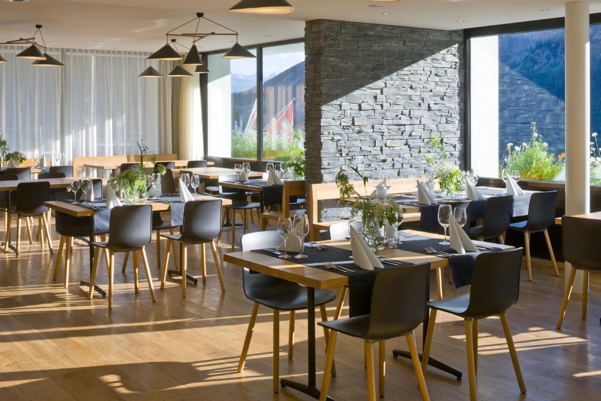 Hotel Restaurant Flaschen Albinen Exteriör bild